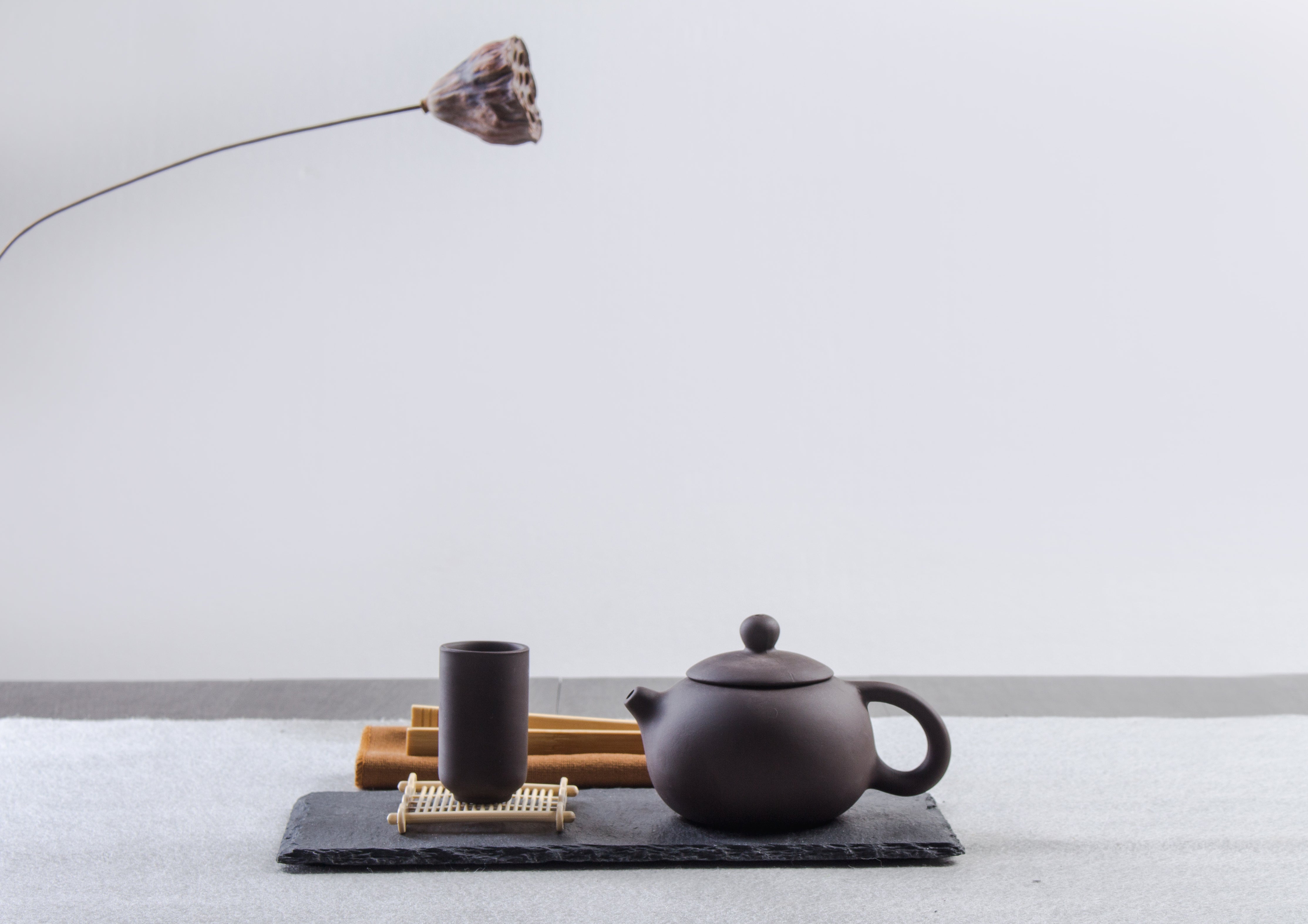 Does Chinese Tea Have Caffeine? A Tea Sommelier's Guide